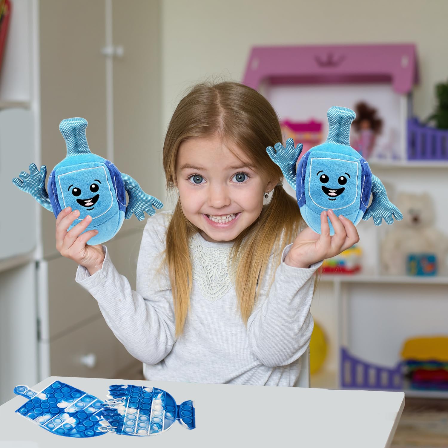 The Dreidel Company Kids Hanukkah Musical Plush Dreidel Plays 2 Hanukkah Songs, Stuffed Plushy Melodic Drydel Chanukah Spinning Top Toy Childrens Gift for Toddlers - Image 4